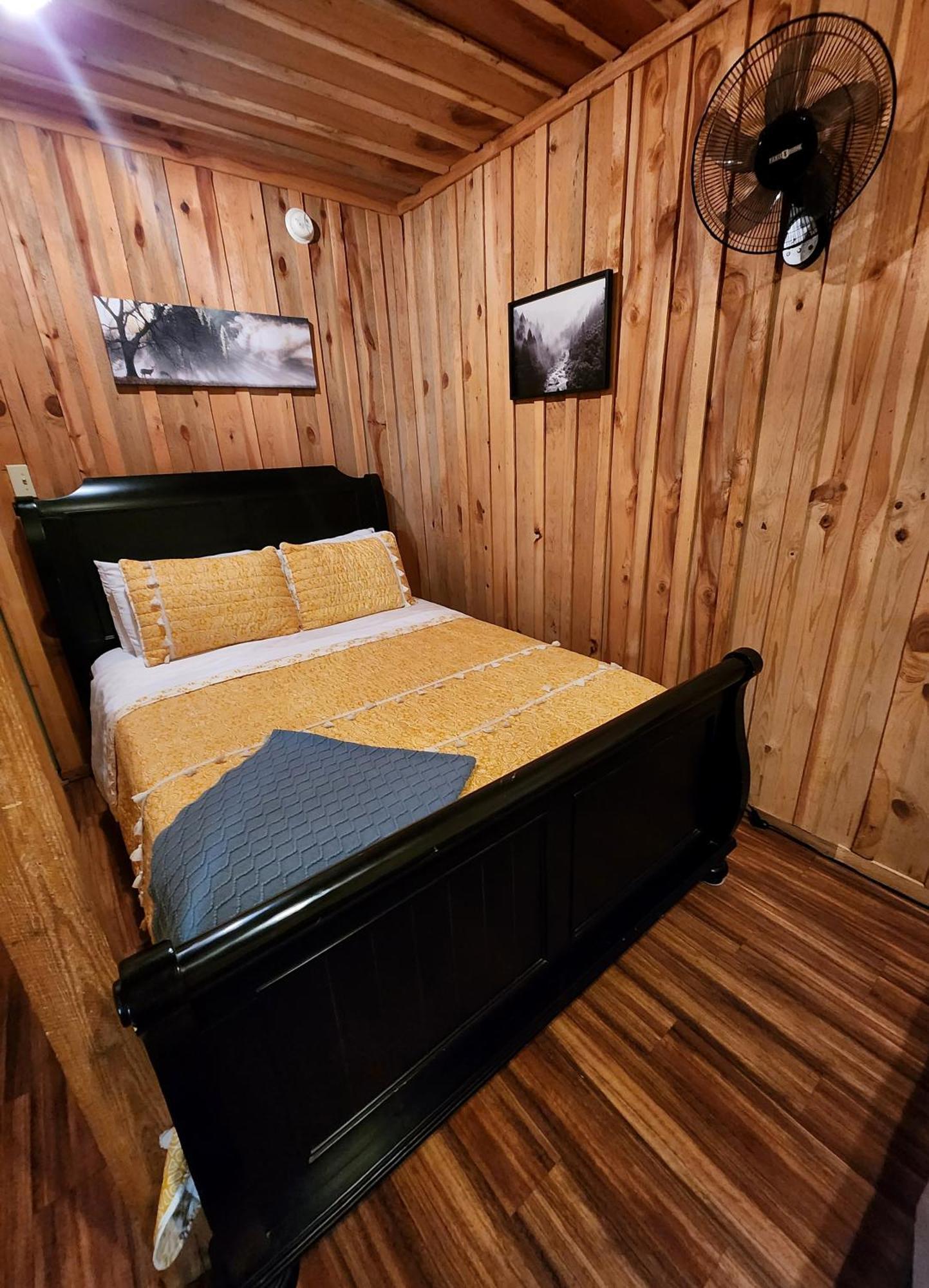 Unique Country Cabin Meets Farmhouse Modern!!! Mena ภายนอก รูปภาพ