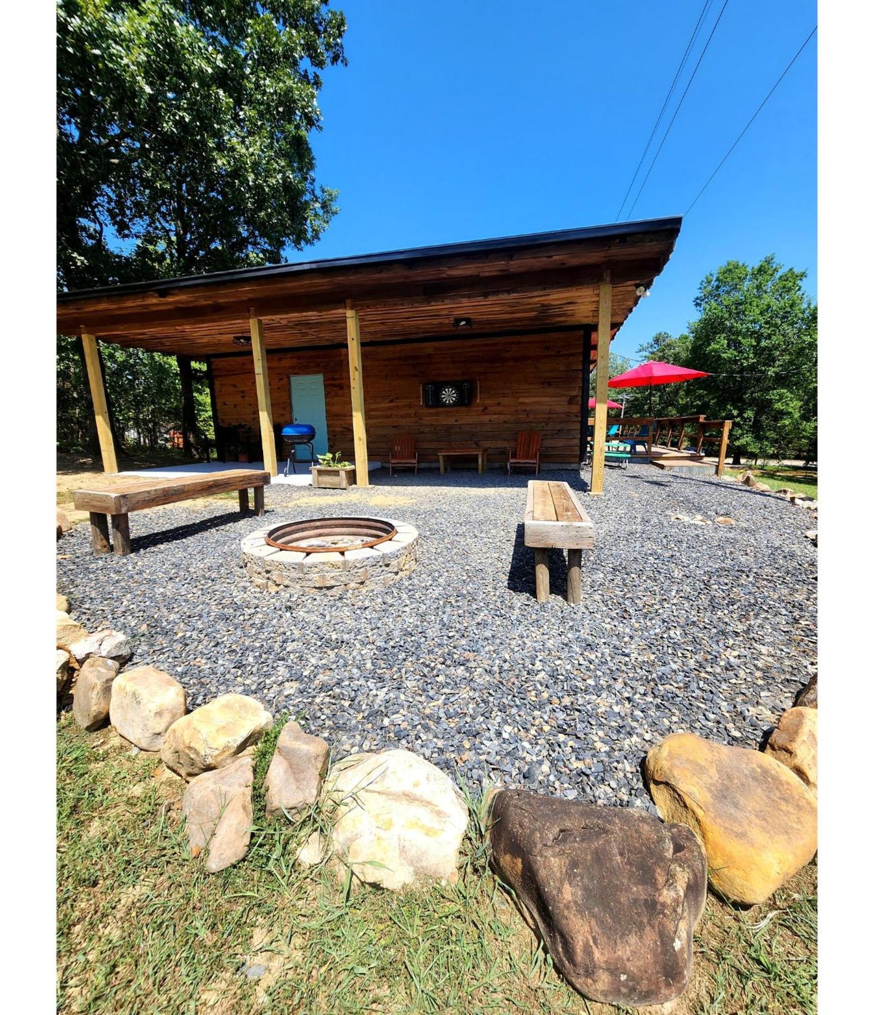 Unique Country Cabin Meets Farmhouse Modern!!! Mena ภายนอก รูปภาพ