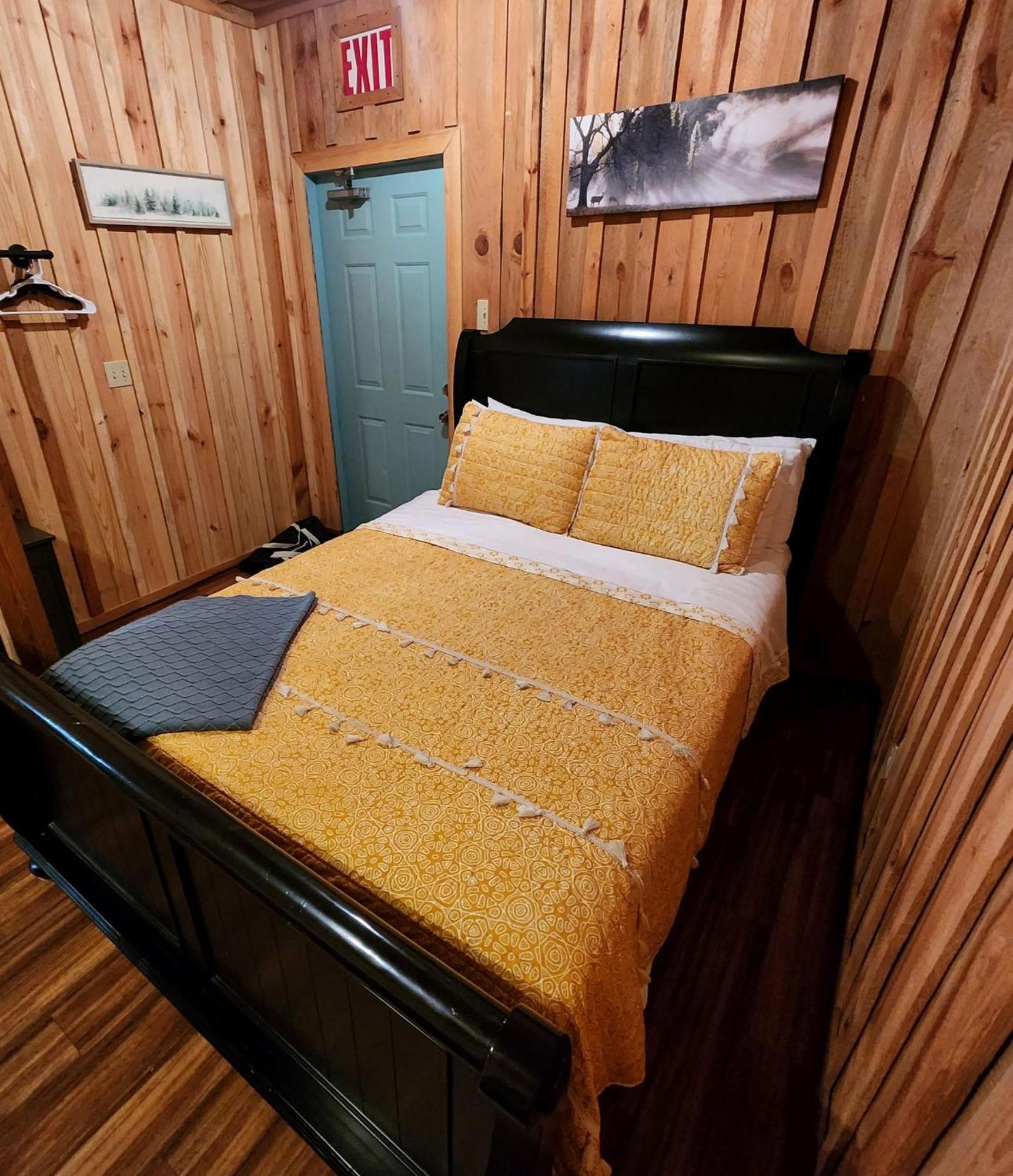 Unique Country Cabin Meets Farmhouse Modern!!! Mena ภายนอก รูปภาพ
